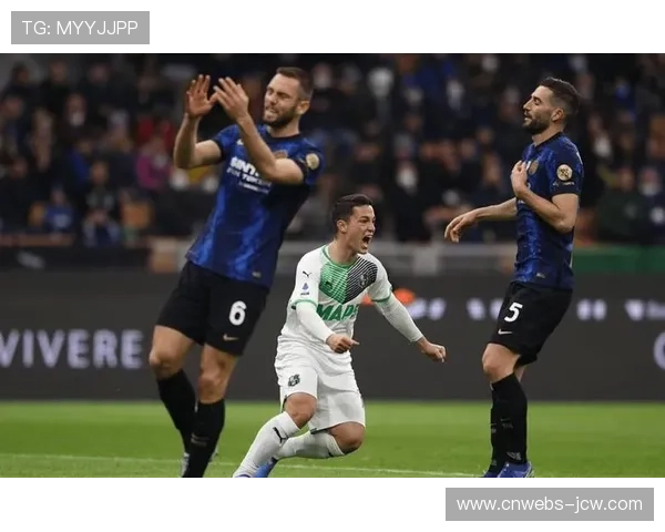 亚特兰大新援拉斯帕多里亮相，身穿18号球衣